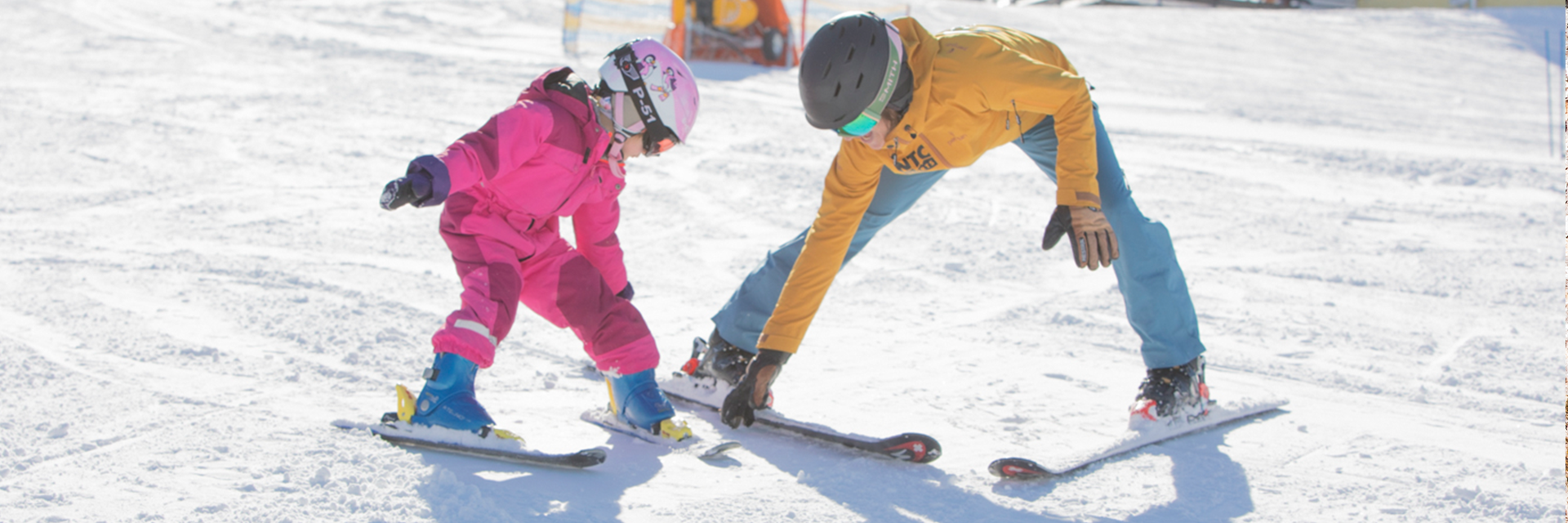 Kinderskischule und Snowboardschule